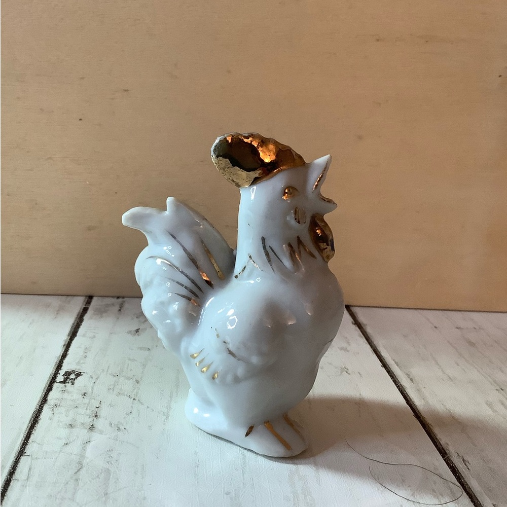 Vintage Porcelain Chicken White Gold  Japan Figurine